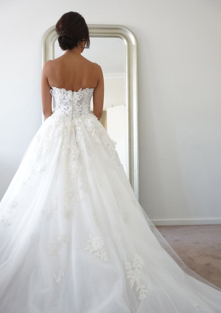 Elegant Sweetheart A Line Tulle Beaded Wedding Dresses With Appliques