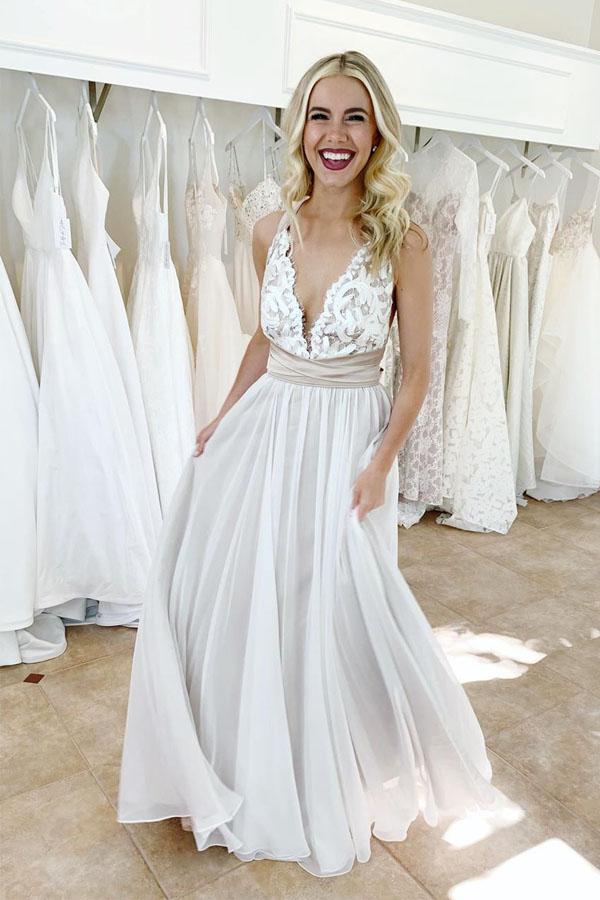 elegant ivory a-line v-neck tulle wedding dress with lace dtw39