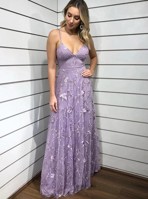 Spaghetti-straps V-neck Lace Appliques Lilac Long Prom Dresses