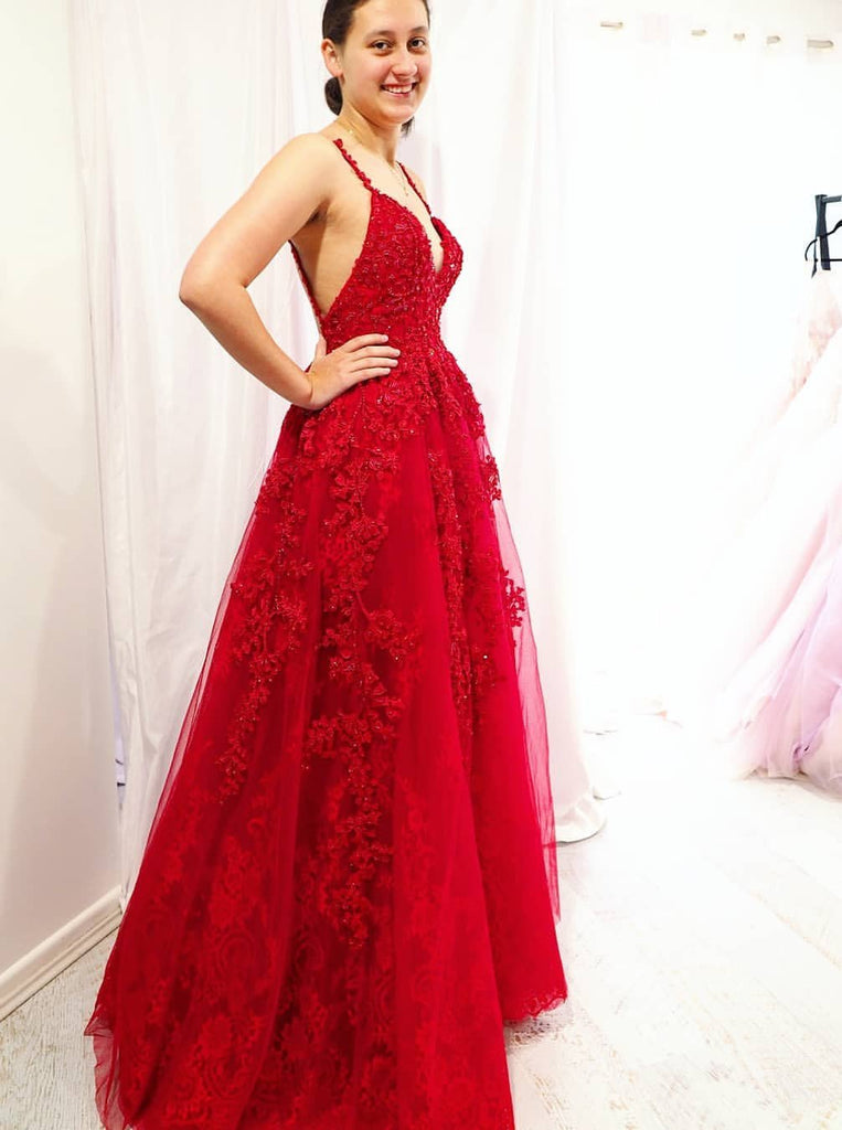 Backless Red Long Prom Dresses, V-neck Appliqued Sleeveless Evening Gowns