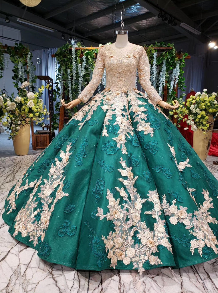 Long Sleeve Ball Gown Wedding Dress Appliques Beading Quinceanera Dresses