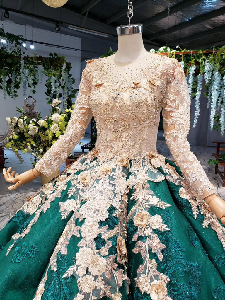 Long Sleeve Ball Gown Wedding Dress Appliques Beading Quinceanera Dresses