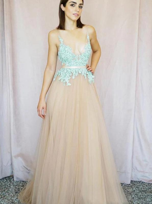 Sexy Deep V-neck Tulle Long Prom Dresses Lace Appliques Evening Gowns