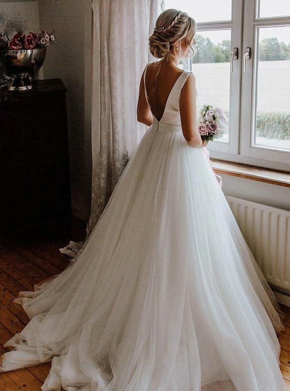 Elegant Round Neck V back Tulle Ivory Wedding Dresses With Bowknot